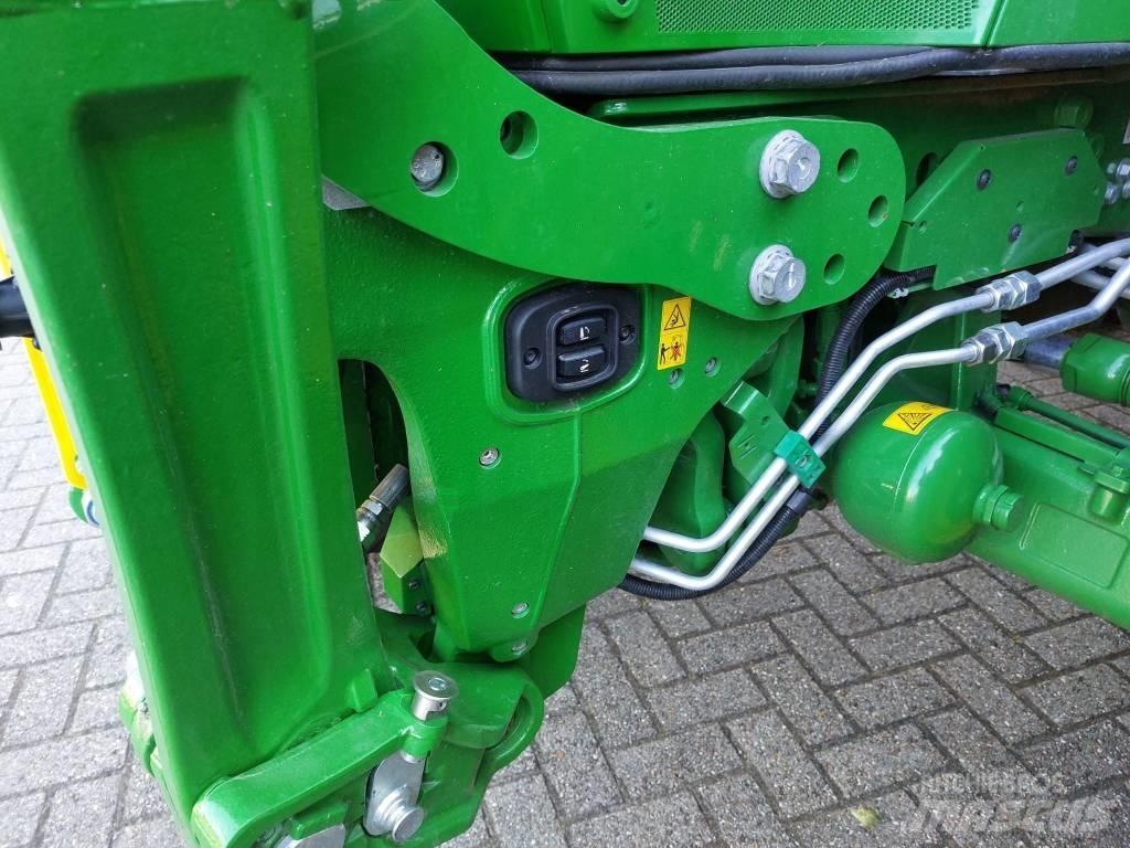 John Deere 6R150 Tractoren