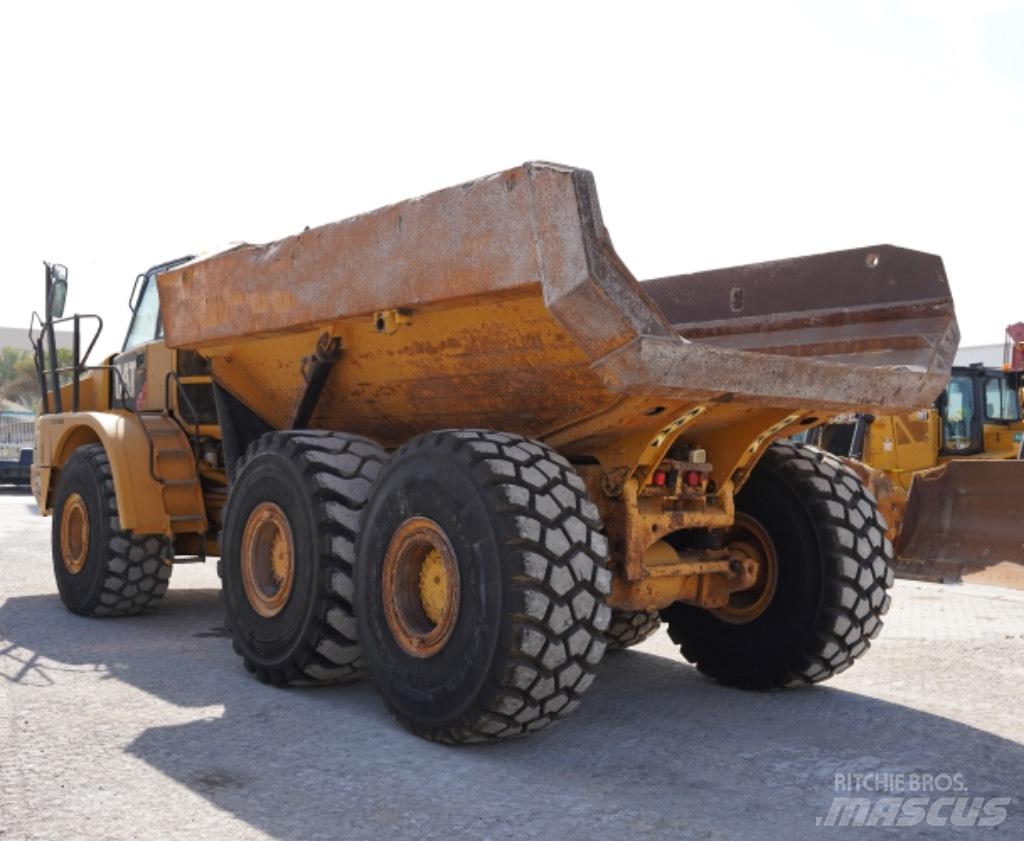 CAT 740 B Knik dumptrucks