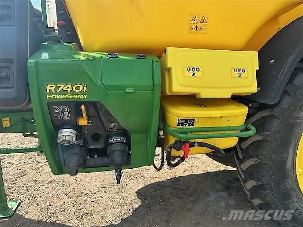 John Deere R740i Getrokken spuitmachines