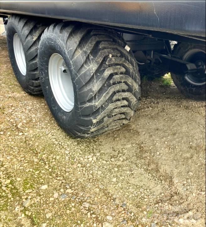 Palmse Trailer B3800 Balenwagens