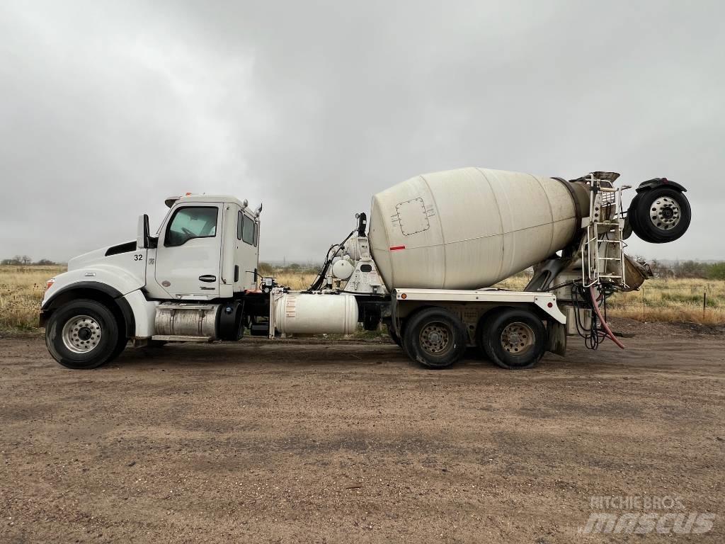 Kenworth T 880 Anders