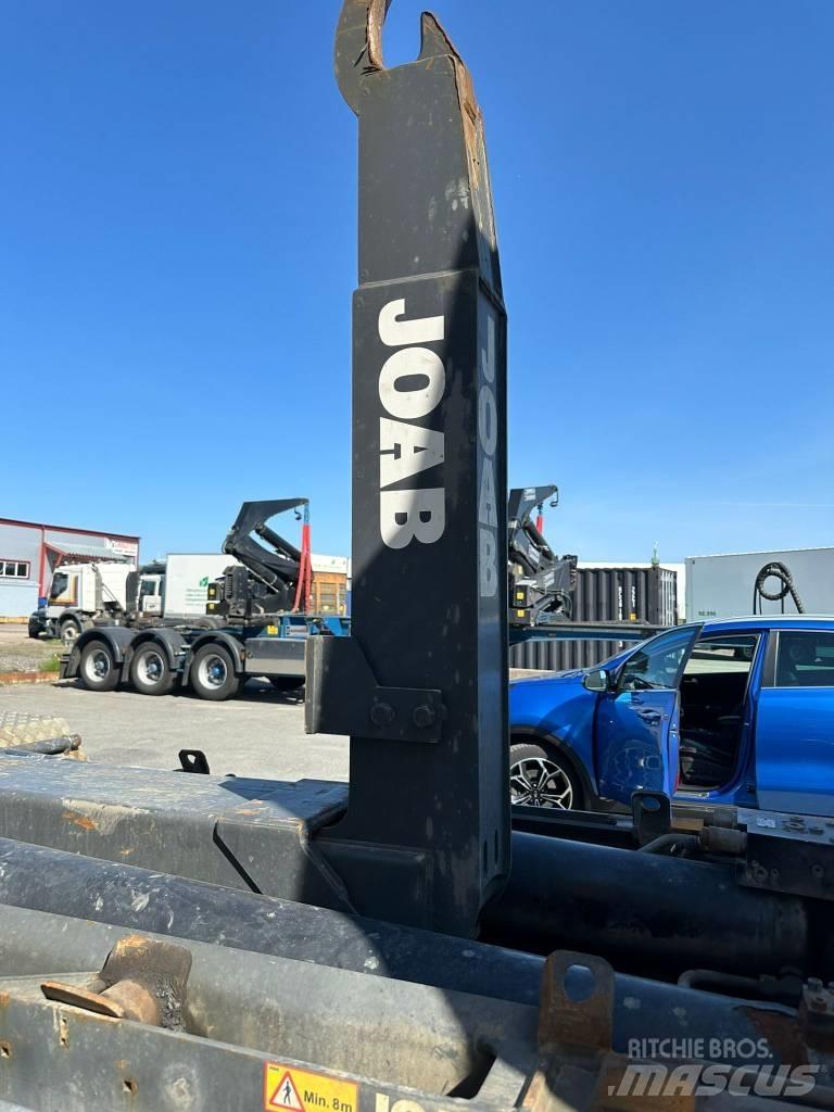 Volvo FH Containertrucks met kabelsysteem