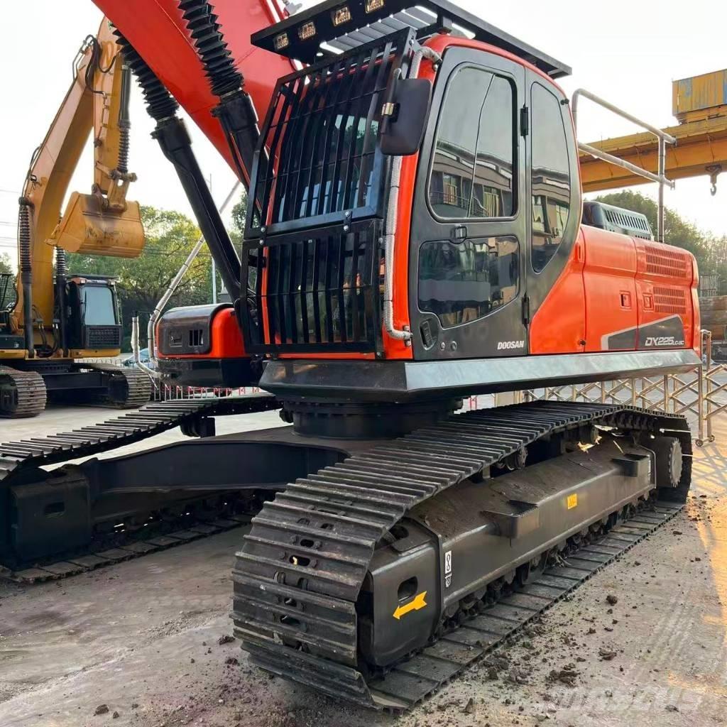 Doosan DX225LC-9C Rupsgraafmachines