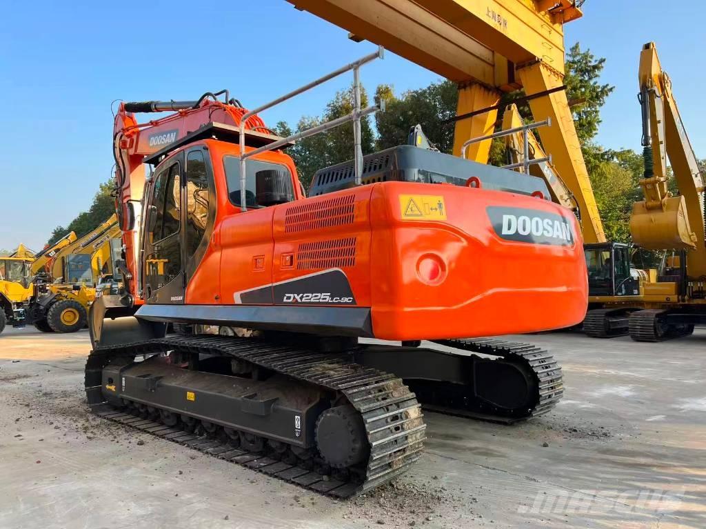 Doosan DX225LC-9C Rupsgraafmachines