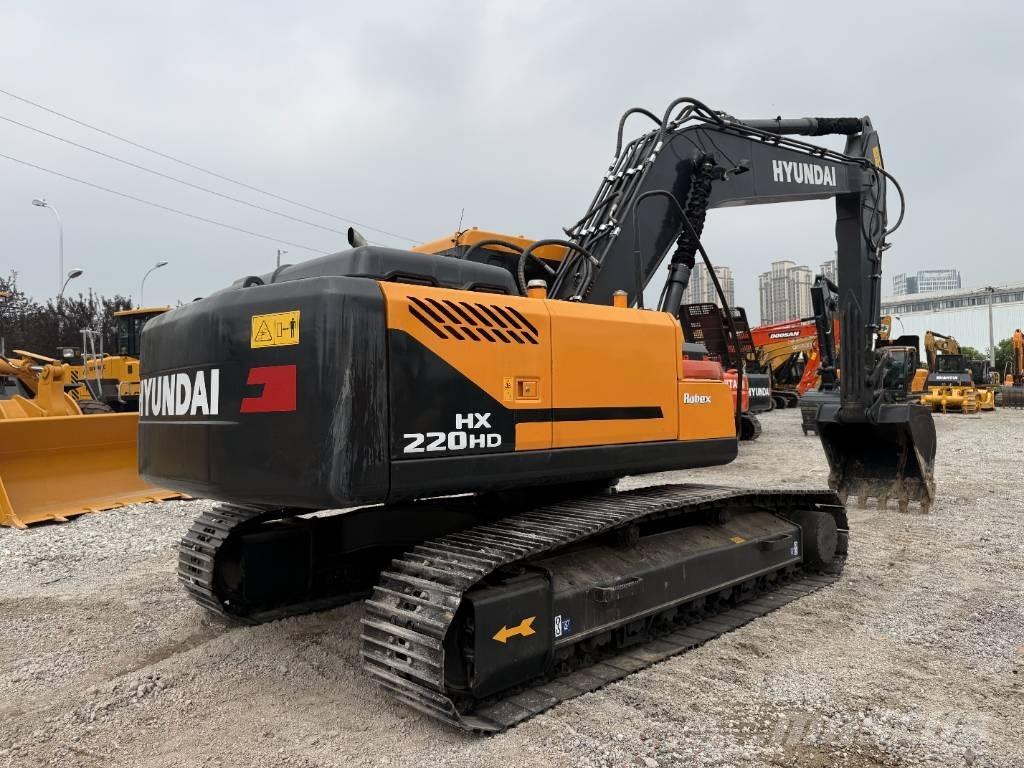 Hyundai HX 220 Rupsgraafmachines