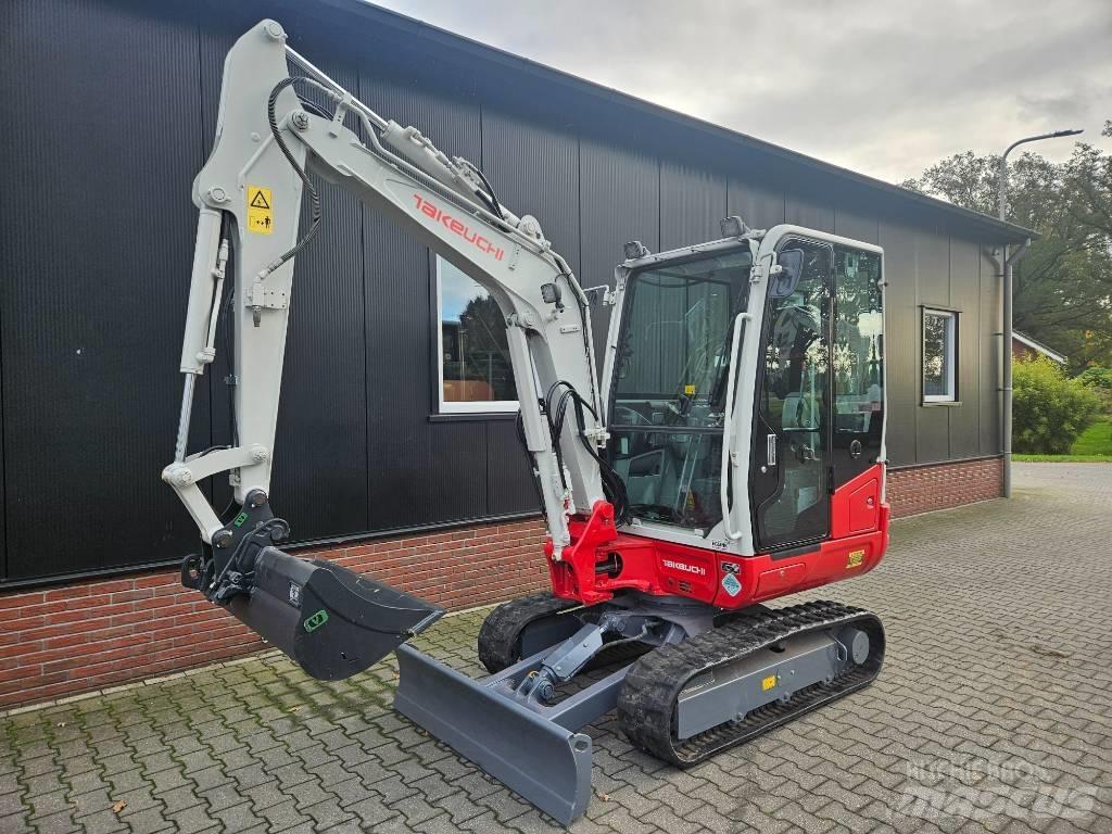 Takeuchi TB 230 Minigraafmachines < 7t
