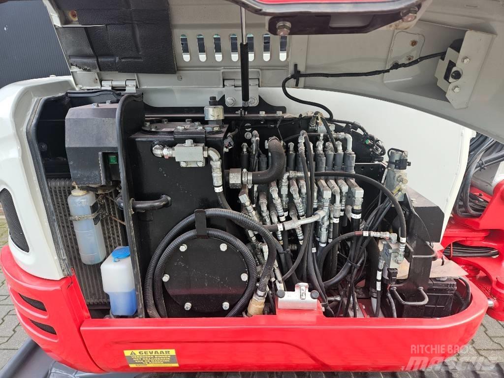 Takeuchi TB 230 Minigraafmachines < 7t