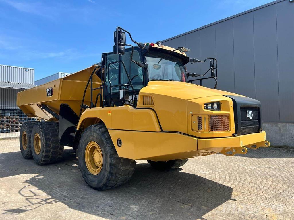 CAT 730 Starre dumptrucks