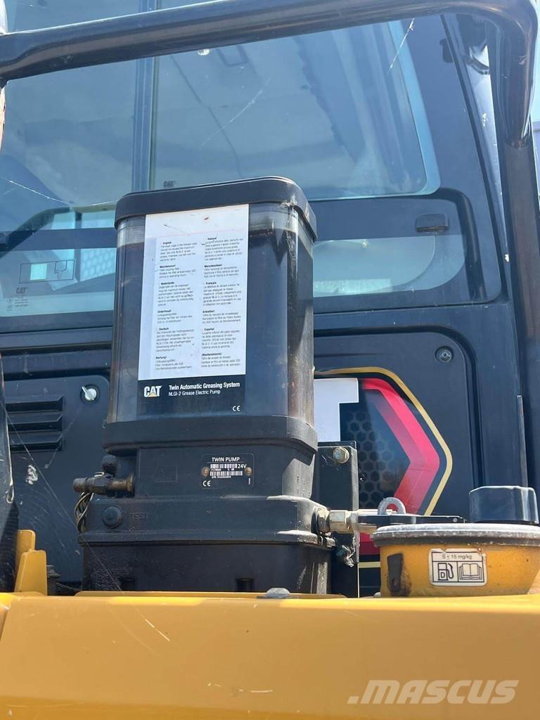 CAT 730 Starre dumptrucks