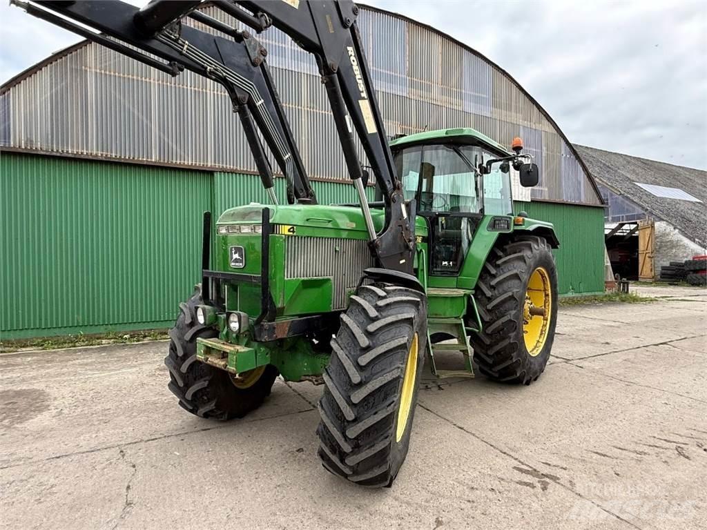 John Deere 4755 Tractoren