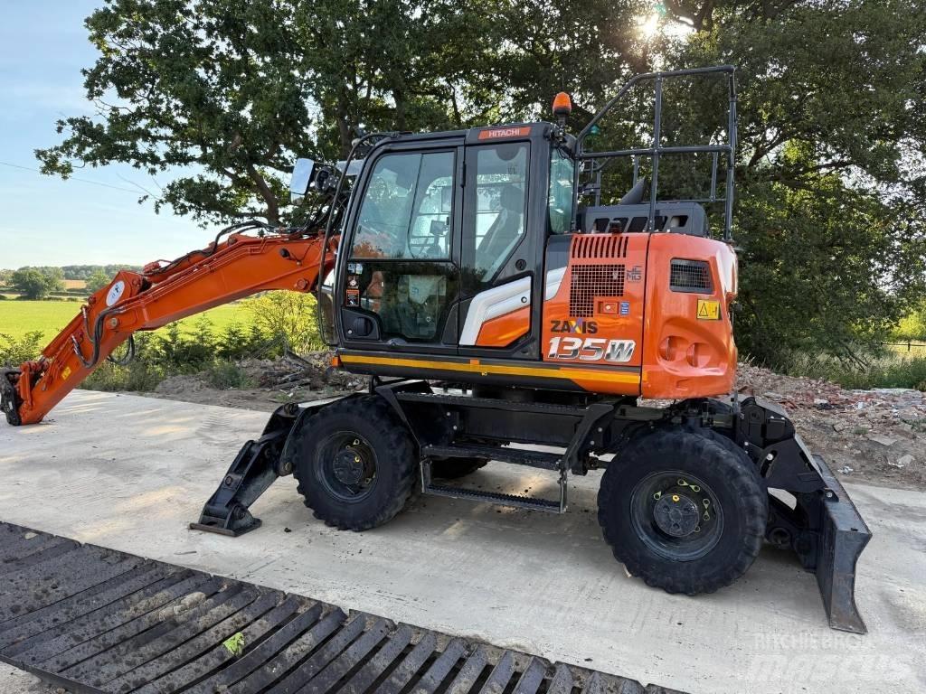 Hitachi ZX 135 W-7 Wielgraafmachines