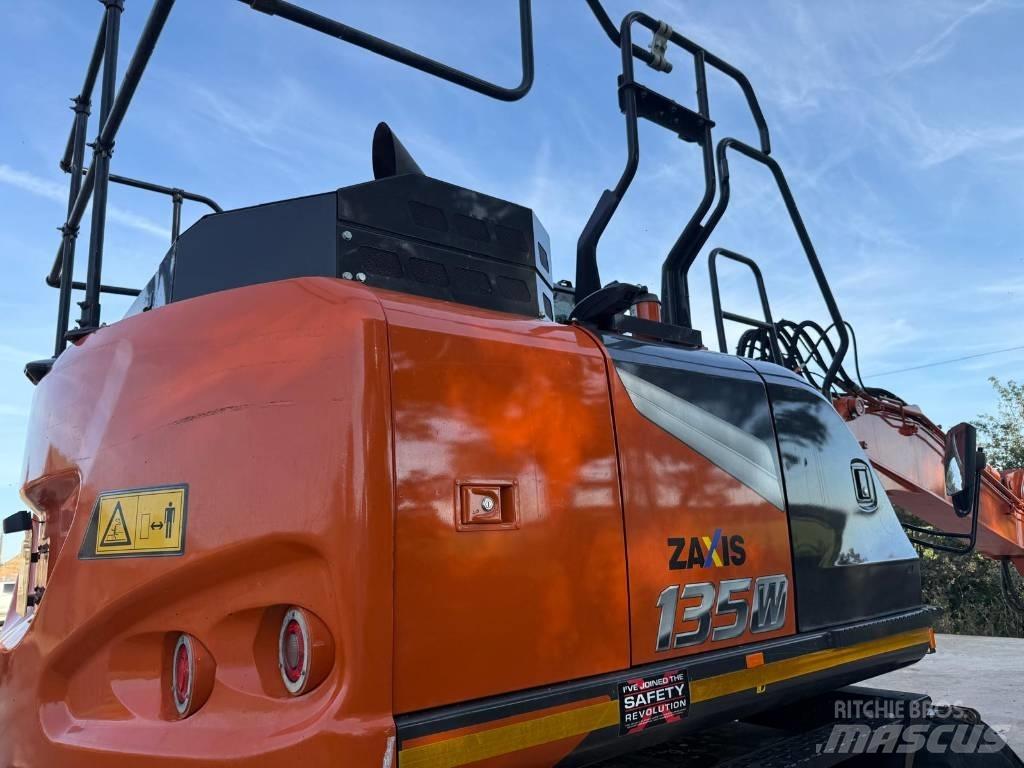 Hitachi ZX 135 W-7 Wielgraafmachines