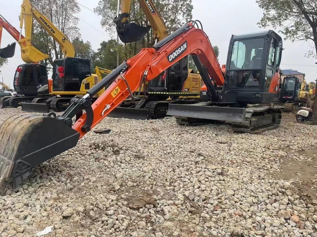 Doosan DX60 Minigraafmachines < 7t