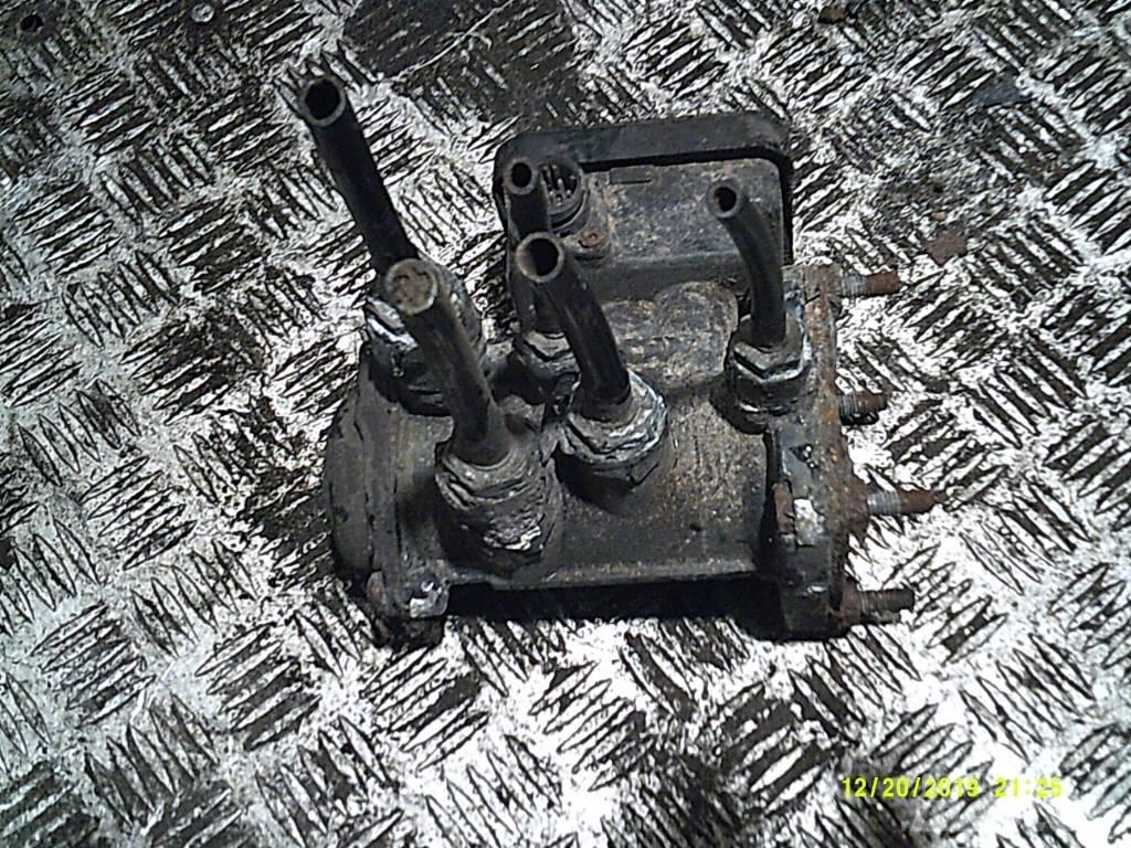 MAN TGS 81523016217 Remmen
