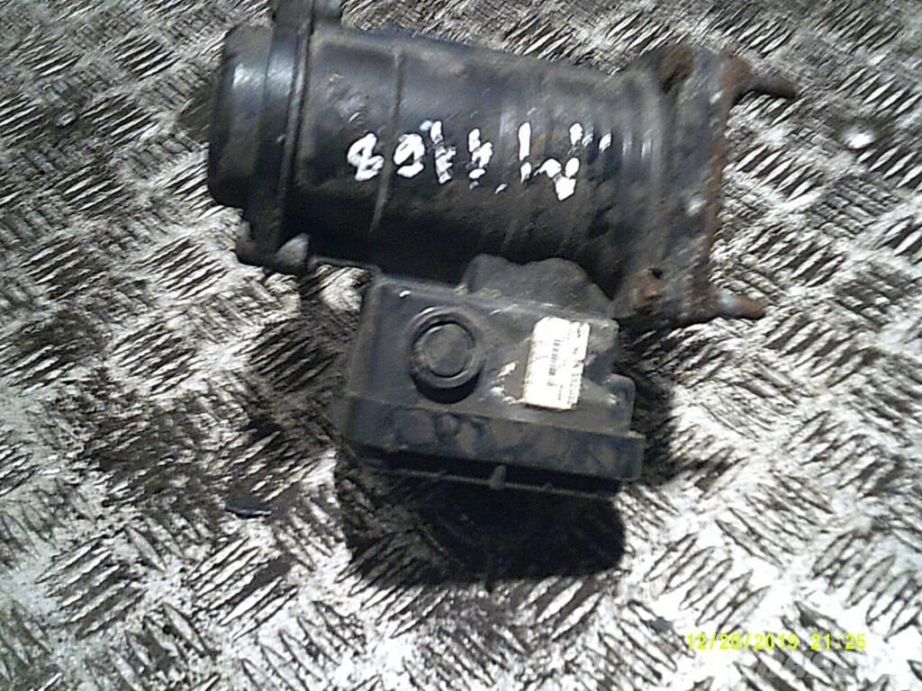 MAN TGS 81523016217 Remmen