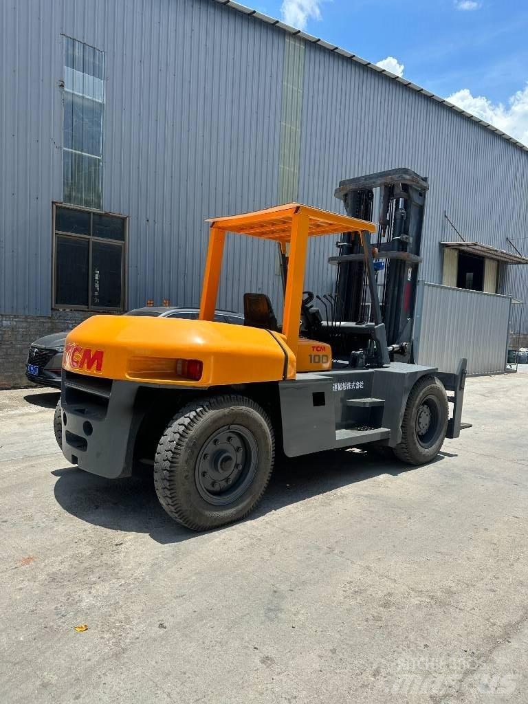 TCM 100 Reachtruck voor hoog niveau