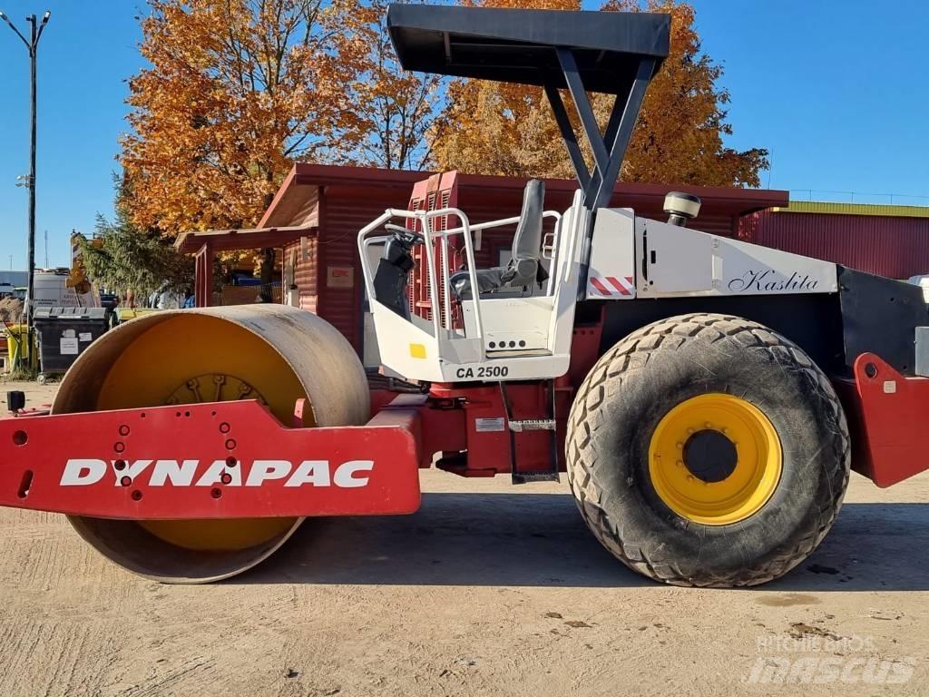 Dynapac CA 2500 Trilrolwalsen