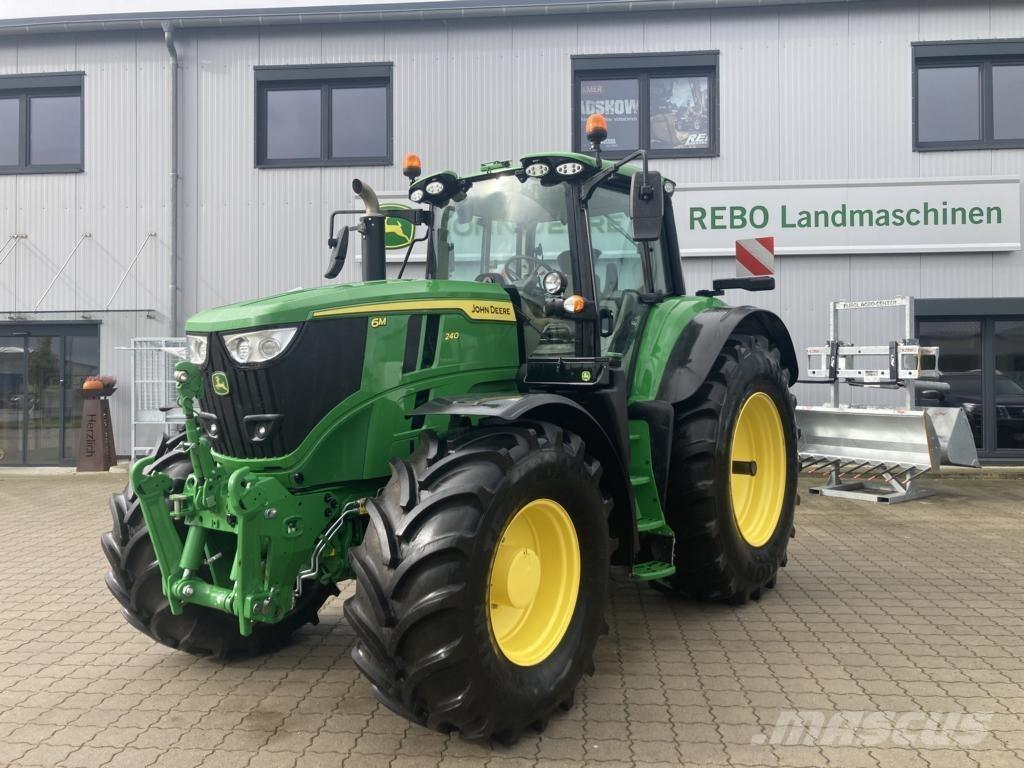 John Deere 6M240 Tractoren