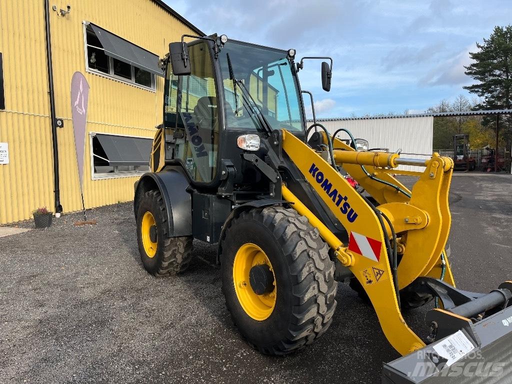 Komatsu WA80M-8 Wielladers