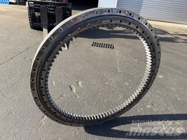Volvo EW 140 BEARING Transmissie
