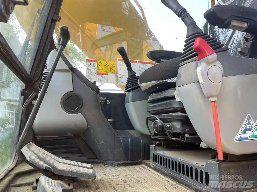 Komatsu PC 200-8 Rupsgraafmachines