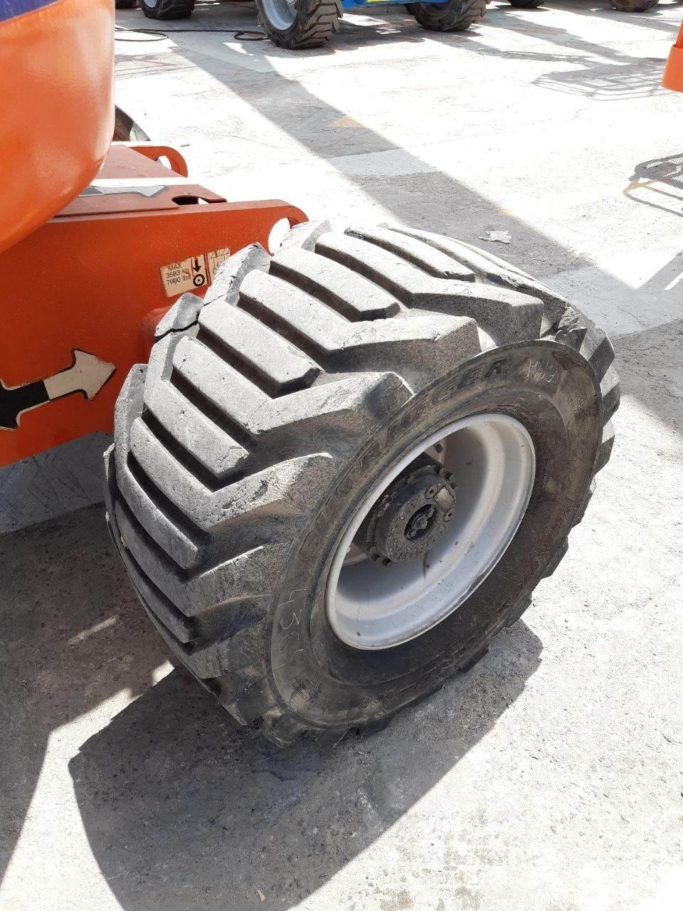 JLG 450AJ Knikarmhoogwerkers