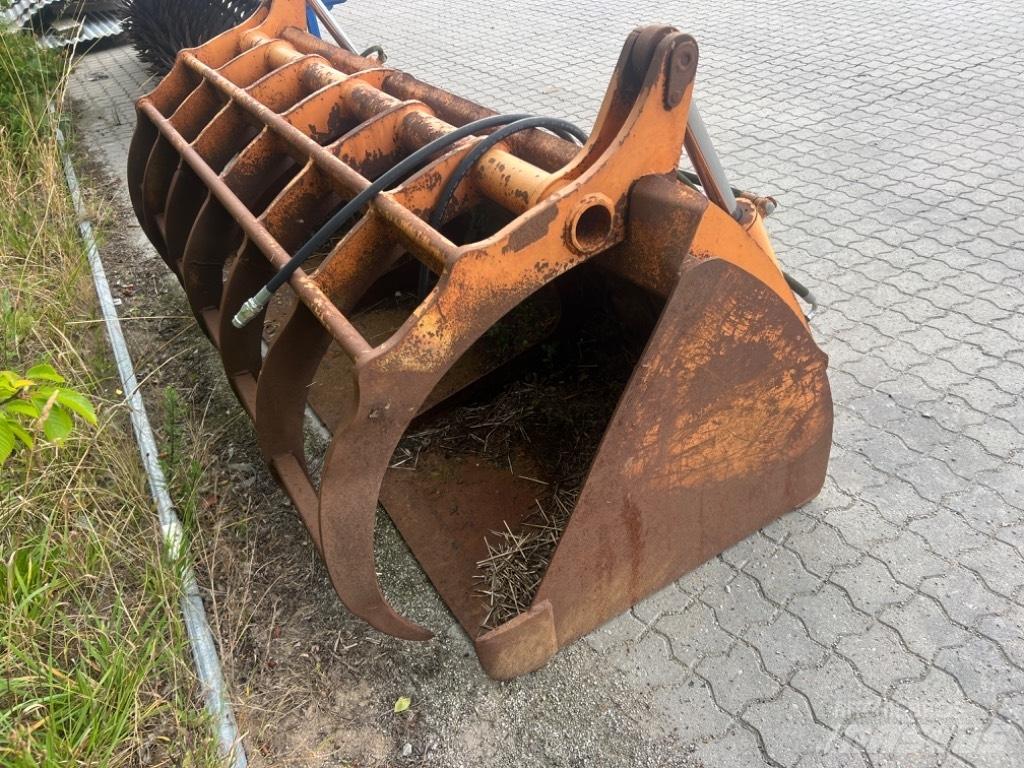  Skovl  med overfald Voorladeraccessoires