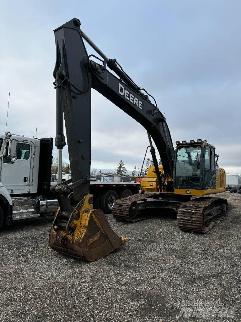 DEERE 210G LC Rupsgraafmachines