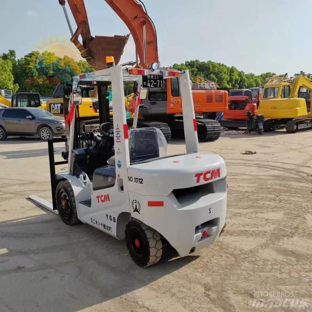 TCM FD30 Reachtruck voor hoog niveau