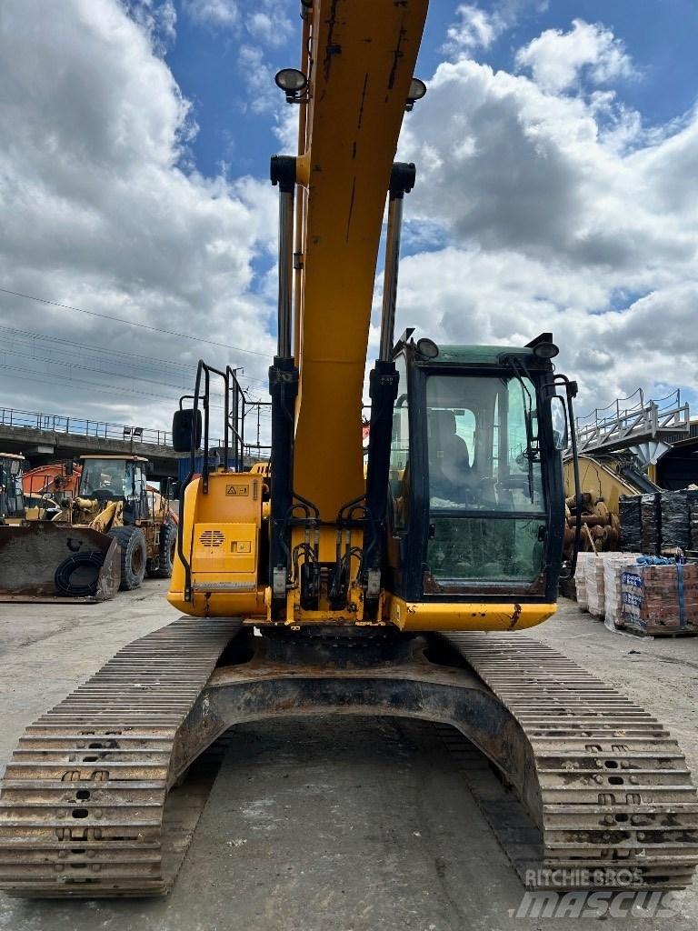 JCB JS 220 LC Rupsgraafmachines