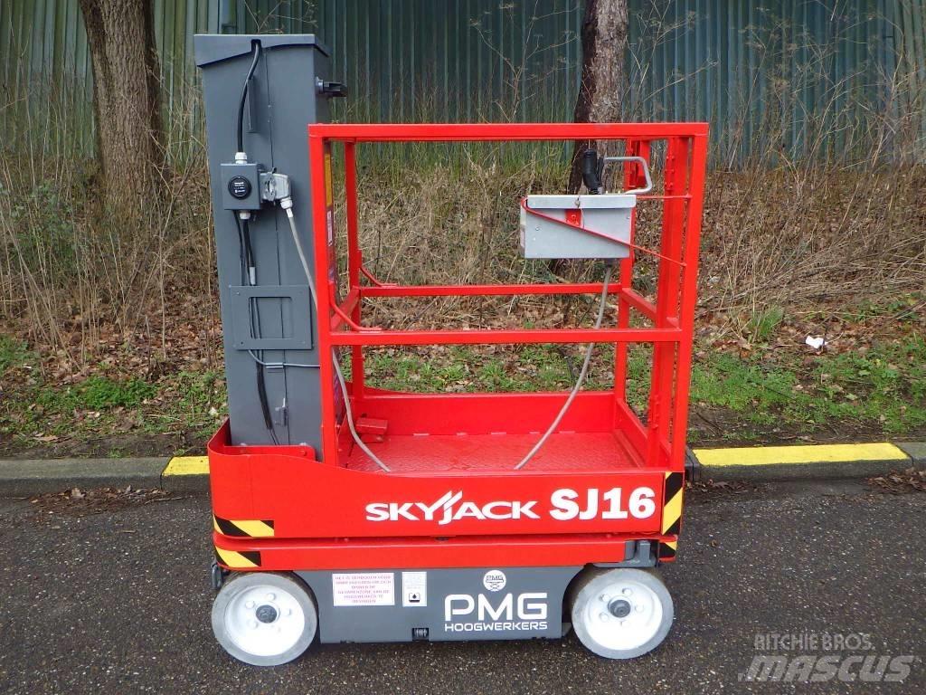 SkyJack SJ16 Personenliften en invalideliften