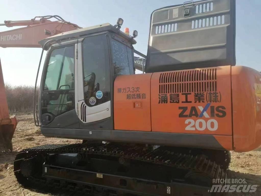 Hitachi ZX 200 Rupsgraafmachines