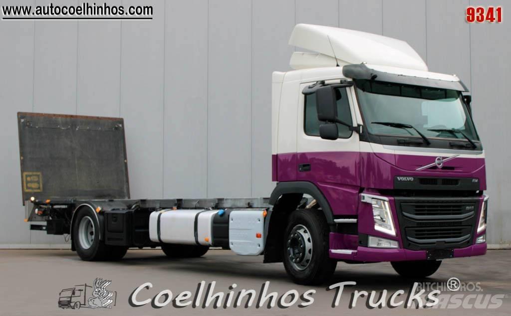 Volvo FM 330 Chassis met cabine