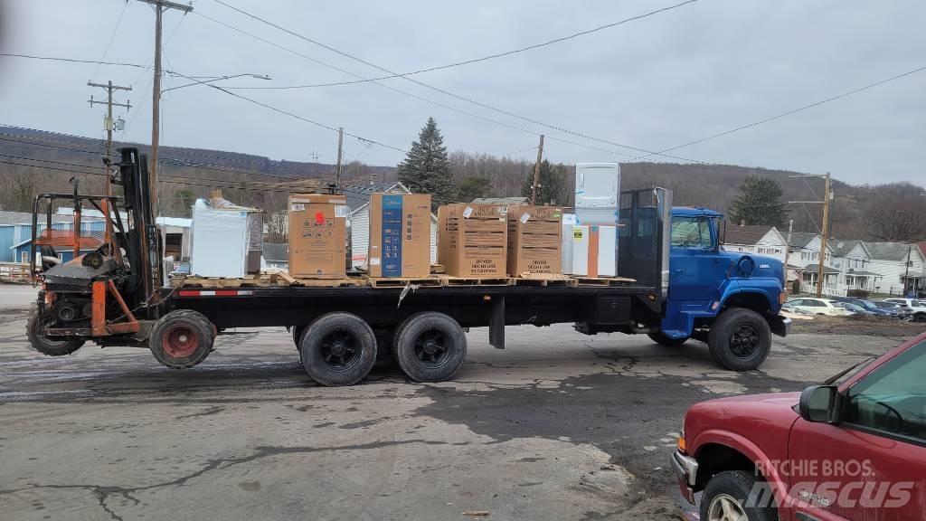 Ford F9000 Platte bakwagens