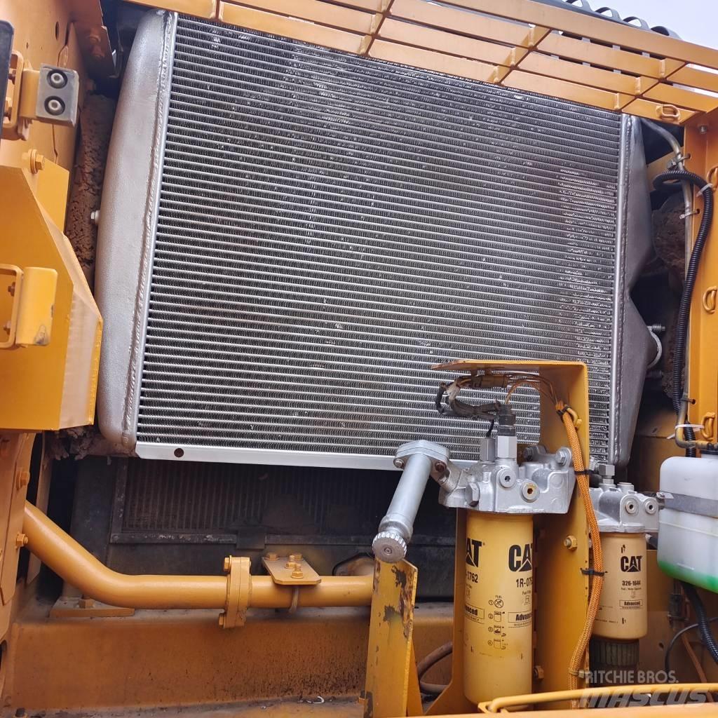 CAT 330 D Rupsgraafmachines