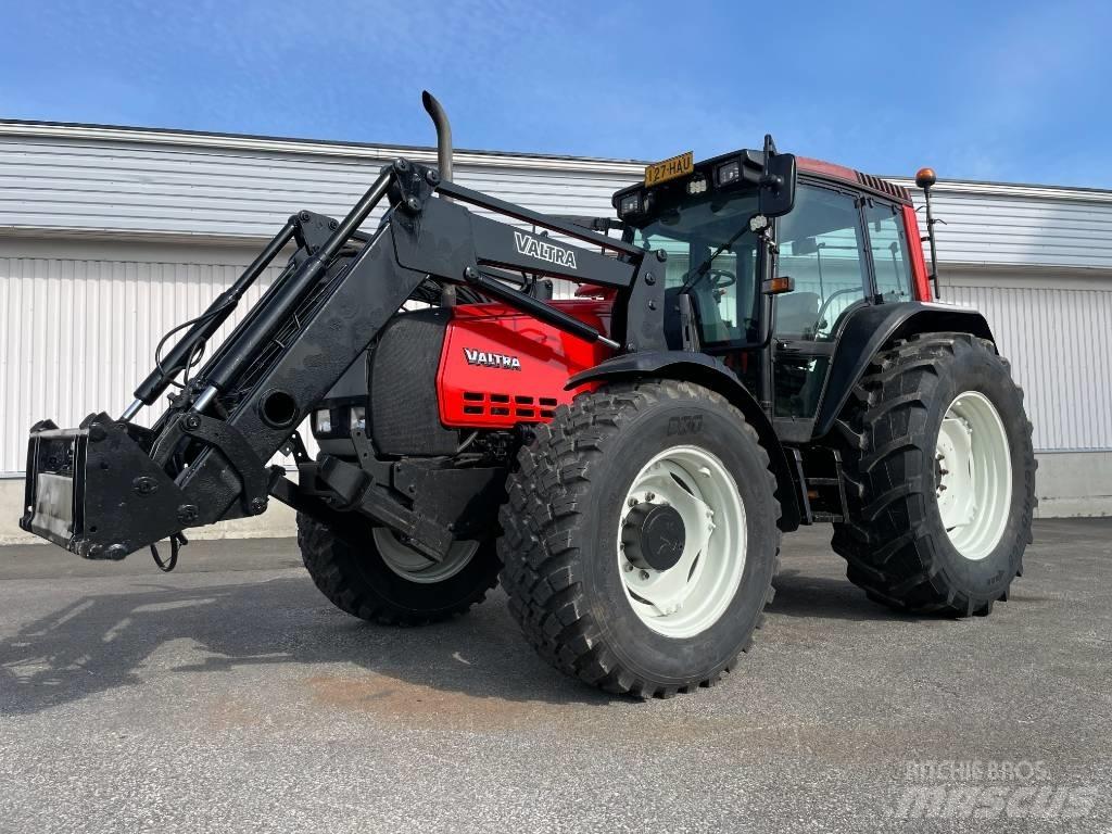 Valtra X 120 Tractoren