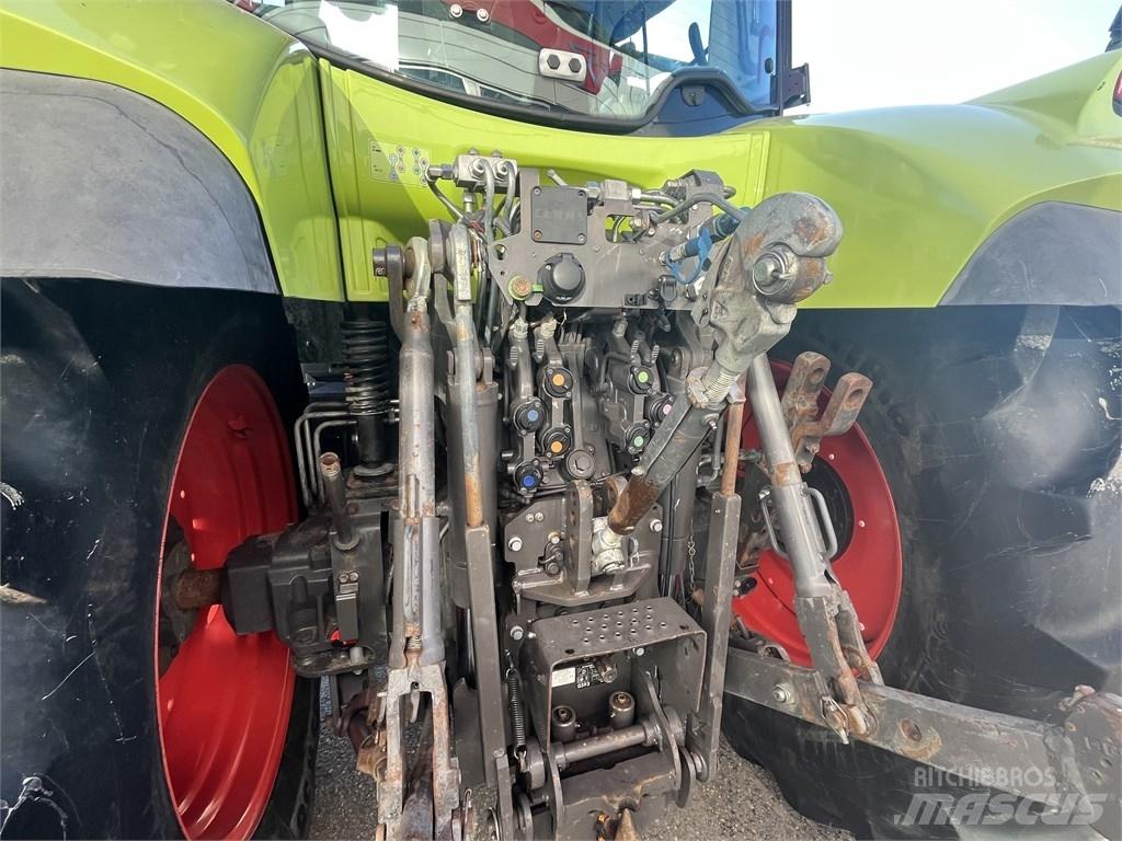 CLAAS Arion 640 Tractoren