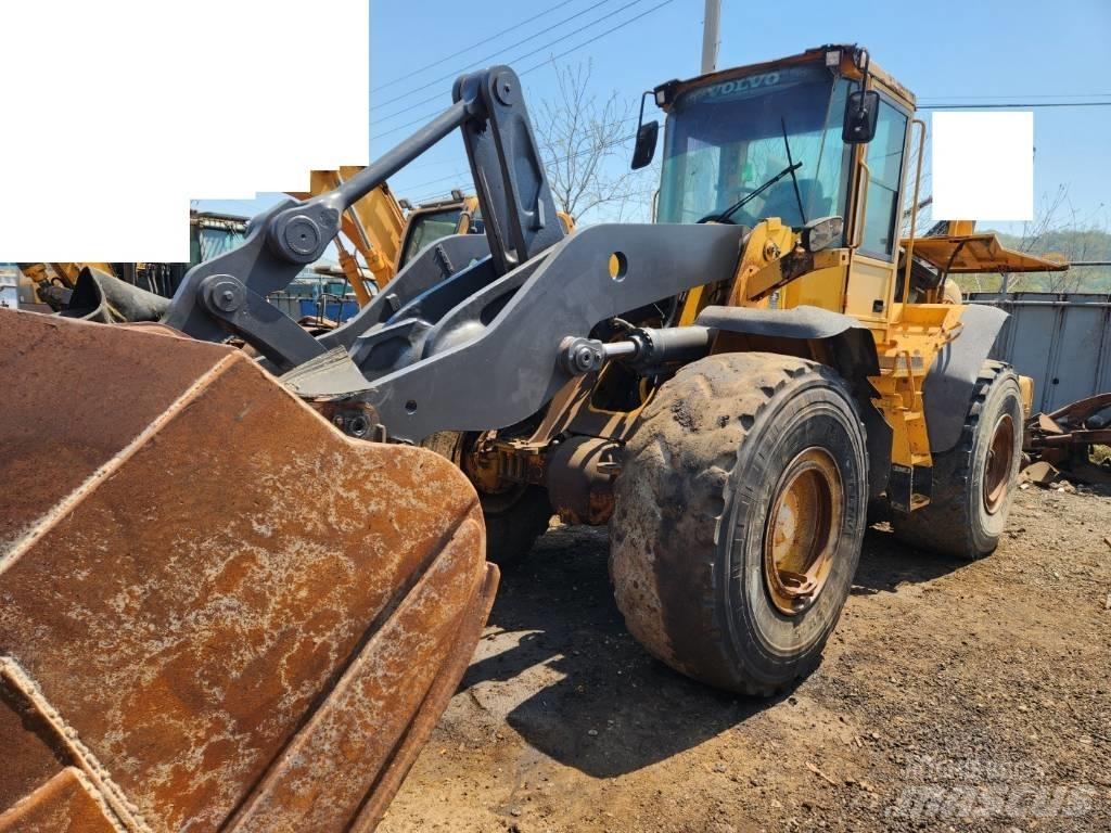 Volvo L 120 E Wielladers