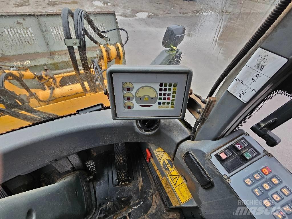 Liebherr L 524 Wielladers