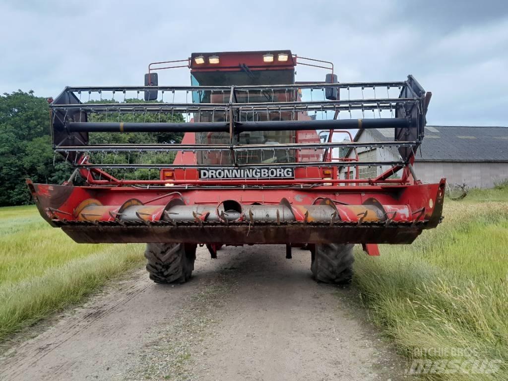 Dronningborg D 7500 Maaidorsmachines