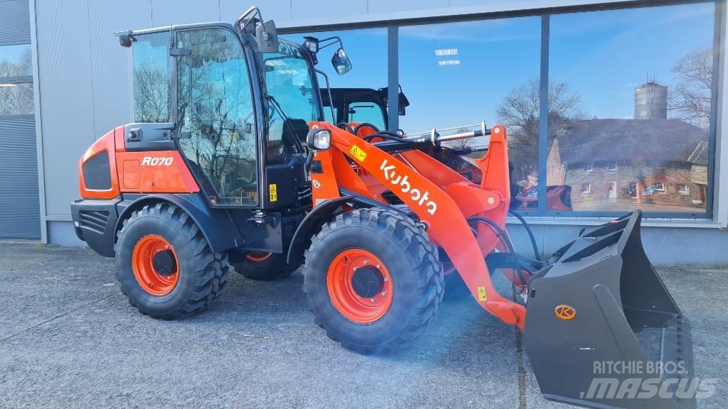 Kubota R 070 Wielladers