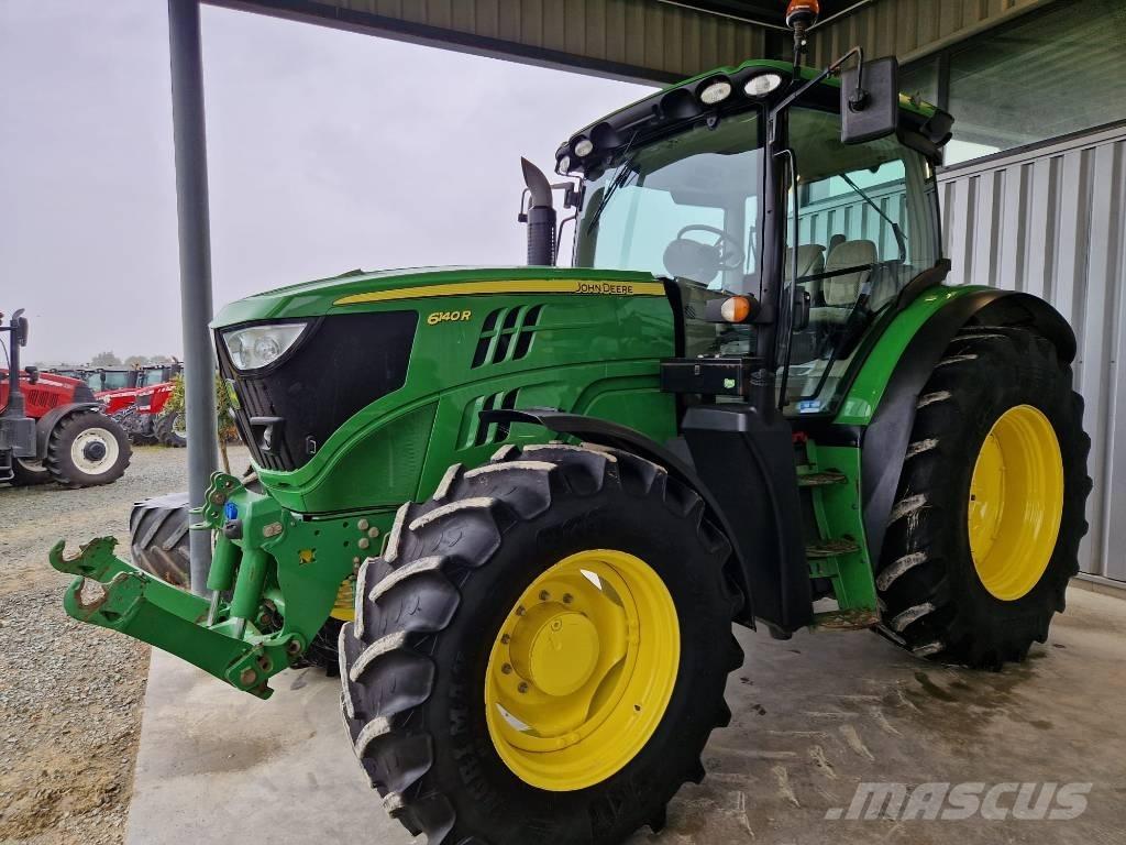 John Deere 6140 R Tractoren