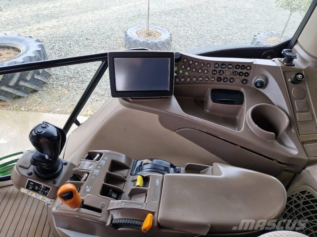 John Deere 6140 R Tractoren