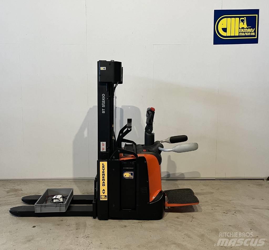 BT Truck SPE140L Stapelaar meeloop