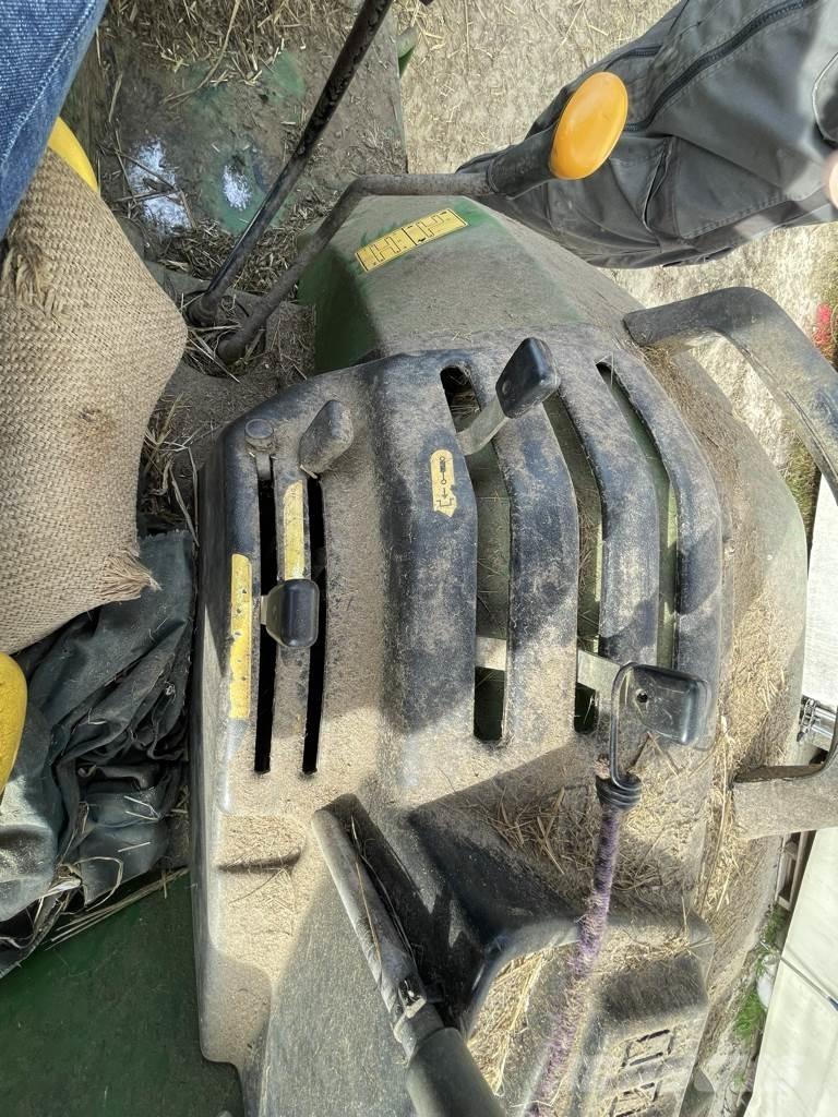 John Deere 5215 Tractoren