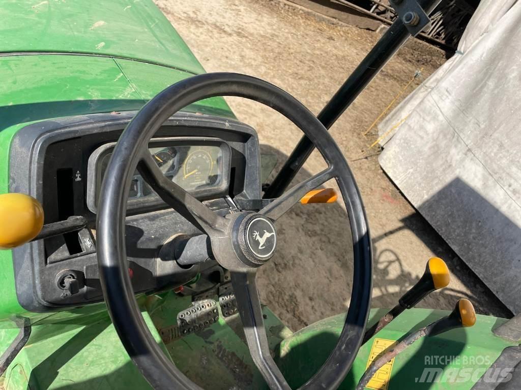 John Deere 5215 Tractoren