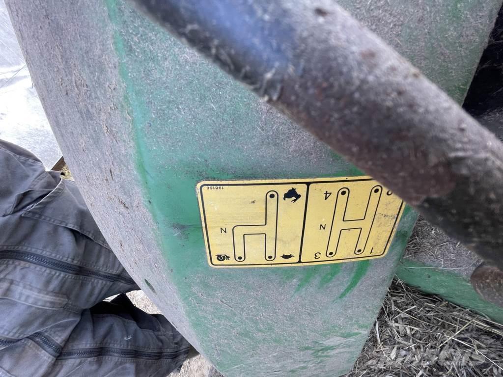 John Deere 5215 Tractoren