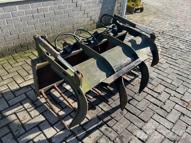 JCB Pelikan bak Bakken