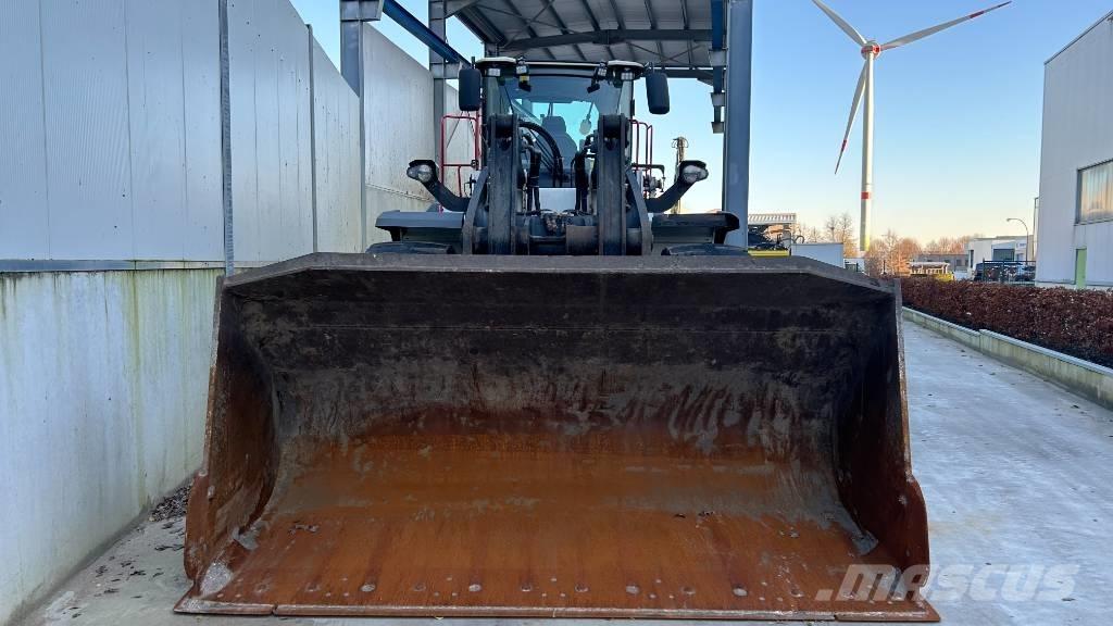 Hidromek HMK 640 WL Wieldozers
