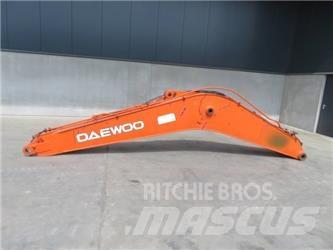 Daewoo DX 225 LC Chassis en ophanging